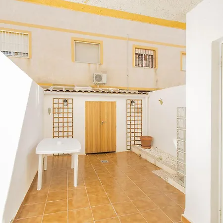 223 Linde Beautiful Alicante-holiday Dehesa de Campoamor (Orihuela Costa)